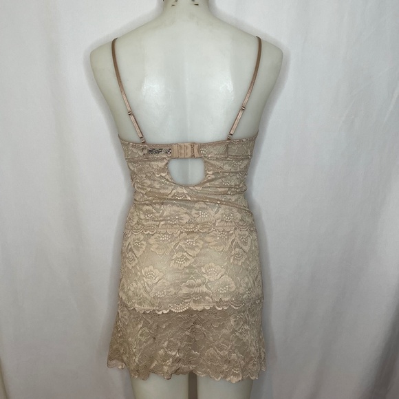 What Makes You Blush Ivory Chemise with Lace Details - Picture 5 of 11